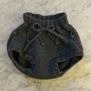 Hand knit misha & puff style bloomer. 6-12 months(generous)